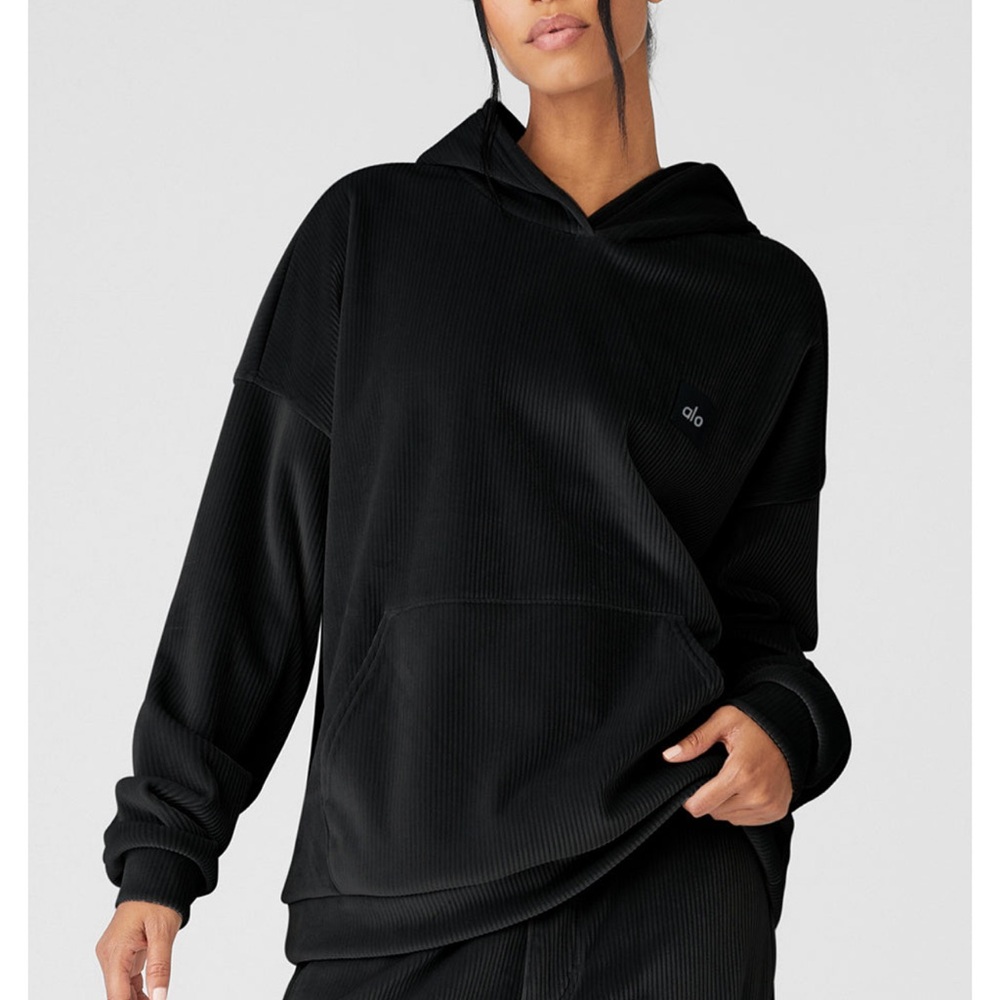 Alo Velour Baller Hoodie - Black

Unisex Hoodie